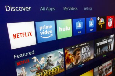 Nampa. Idaho - 8 Eylül 2018: Playstation 4 konsolunda dijital akış hizmetleri mevcuttur