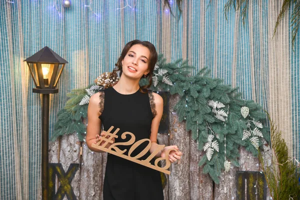 Güzel ve Genç kız Noel iç fotoğrafı