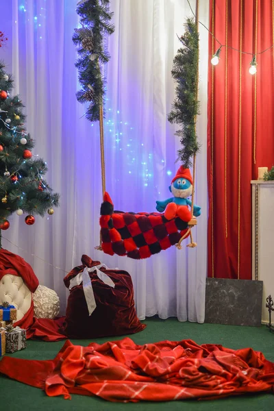 Photozone bir iç Noel, yeni yıl ile. Güzel photozone Noel süslemeleri ve Noel dekorasyonu ile. Bir arka plan, yeni yıl arka plan, Noel arka plan yaklaşırken.