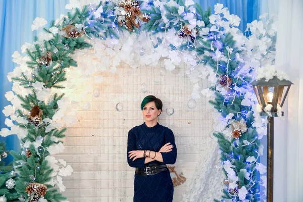 Güzel genç kızı Noel photoshoot