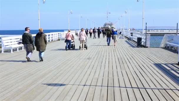 Sopot Polen April 2018 Toeristen Pier Sopot Sopockie Molo Beroemde — Stockvideo