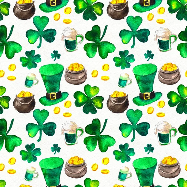 Zökkenőmentes kézzel rajzolt háttér St. Patricks Day szimbólumokkal — Stock Fotó