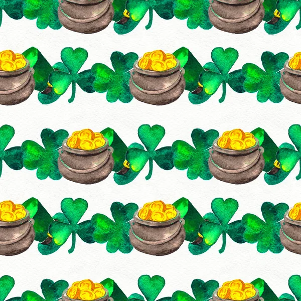 Nahtloser handgezeichneter Hintergrund mit St. Patricks Day Symbolen — Stockfoto