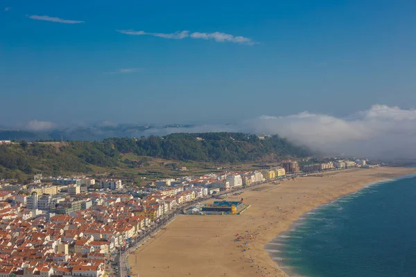 Mooie badplaats Nazare in Portugal — Stockfoto