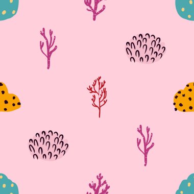 Güzel mercanları olan parlak sualtı desenleri..