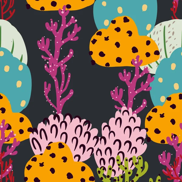 Patrón brillante bajo el agua sin costuras con hermosos corales. — Vector de stock
