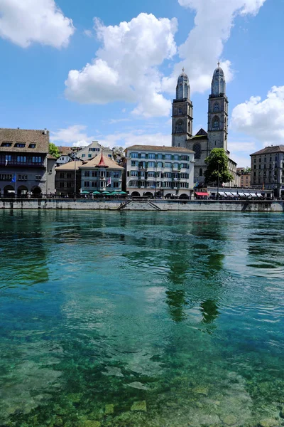 Limmat River Front Grossmunster Church Shot Zurich Switzerland — Stock Photo, Image