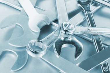 Somun anahtarları yığını kapat