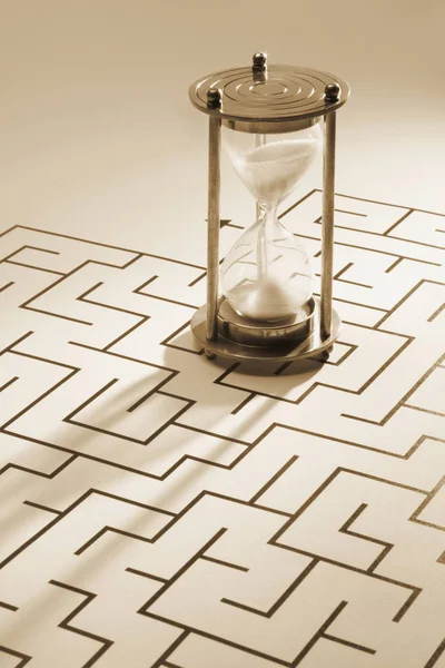 Hourglass Maze Warm Tone — Stock Photo, Image