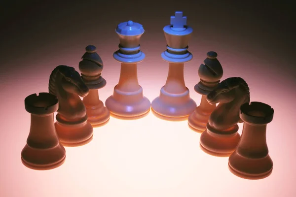Schachfiguren Auf Warmem Hintergrund — Stockfoto