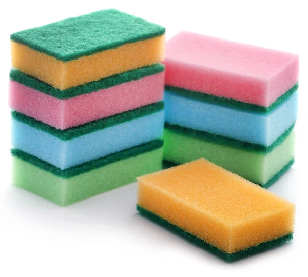 Beyaz arka plan üzerinde scotch brite mutfak sünger