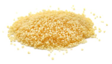 Kuskus beyaz arka plan üzerinde Kuzey Afrika mutfağı