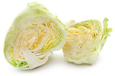 Göbek salatayı beyaz arka plan üzerinde izole dilimlenmiş