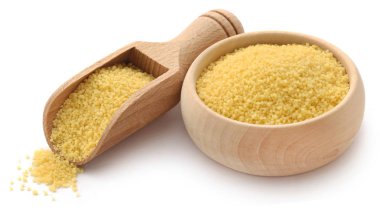 Kuskus beyaz arka plan üzerinde Kuzey Afrika mutfağı