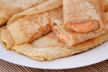 Patishapta adlandırılan lezzetli Bengalce aperatifler