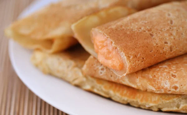 Heerlijke Bengali snacks genoemd als Patishapta — Stockfoto