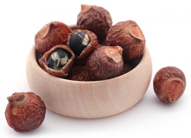 Sapindus mukorossi veya Hint soapberry