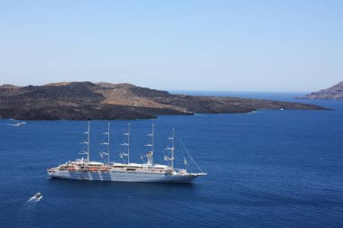 Santorini adasının panoramik manzarası