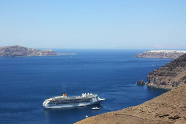 Santorini adasının panoramik manzarası