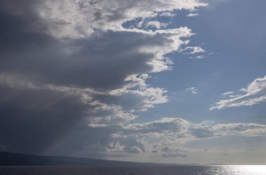 Hırvatistan, bulutlu gökyüzü mavi adria