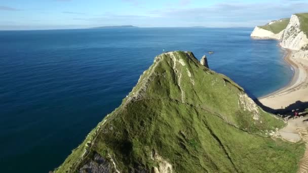 Cliffs Portland Weymouth Mesafe Ile Ortaya Çıkarmak Için Durdle Kapı — Stok video