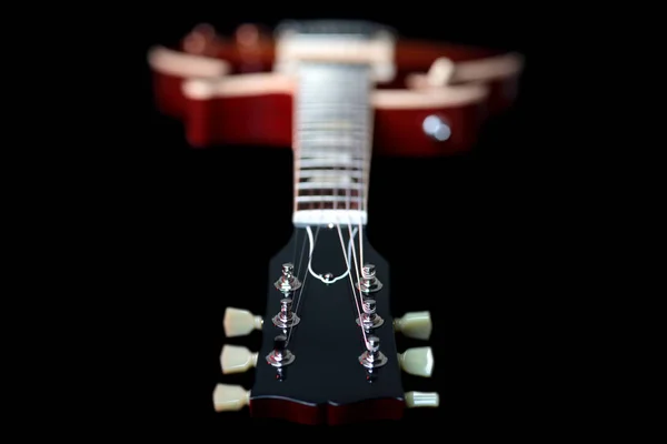 Κοντινό πλάνο της νέα ηλεκτρική κιθάρα Headstock — Φωτογραφία Αρχείου