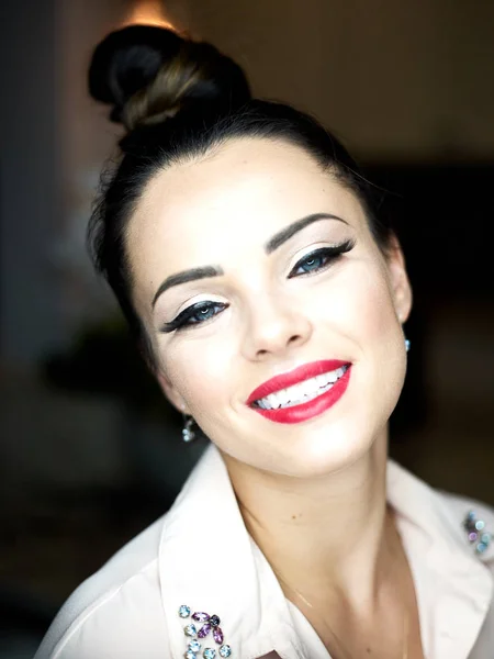 Frau Kosmetische Nahaufnahme Rote Lippen Schönheitsportrait Für Salon Und Werbung — Stockfoto