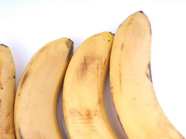 Bananen Auf Weißem Hintergrund — Stockfoto