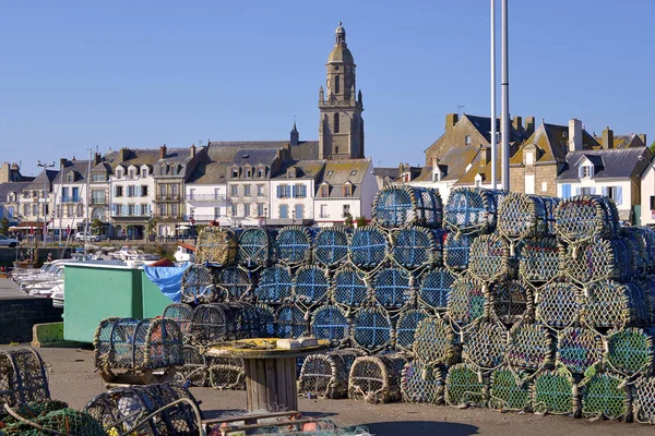 Stapel Lobster Pot Notre Dame Piti Kerk Van Croisic Een — Stockfoto