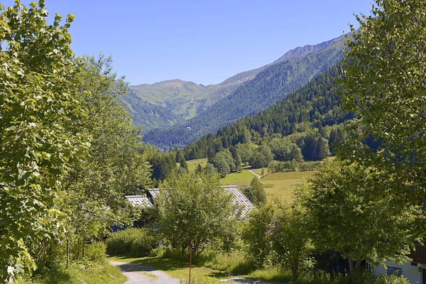 Berg Bomen Lavancher Gemeente Buurt Van Chamonix Franse Alpen Het — Stockfoto