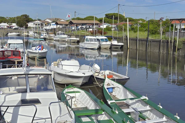 Přístav Andernos Les Bains Obec Ležící Severovýchodním Pobřeží Arcachon Bay — Stock fotografie