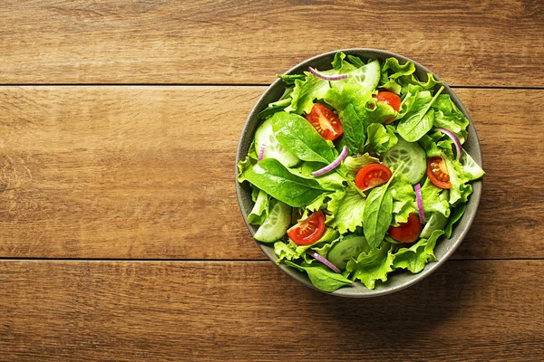 Färsk Grön Sallad Sallad Med Tomat Och Spenat — Stockfoto