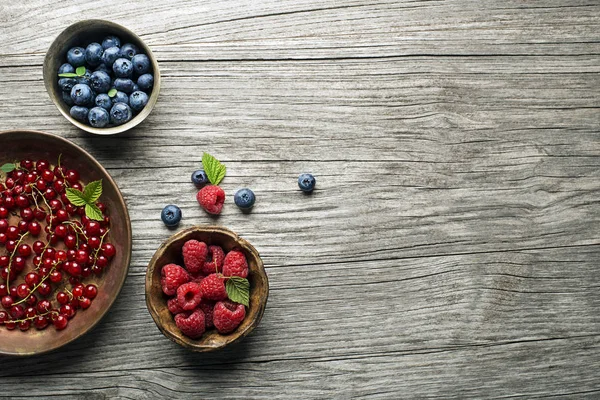 Mix Fresh Berries Bowl Wooden Background — Stock Photo, Image