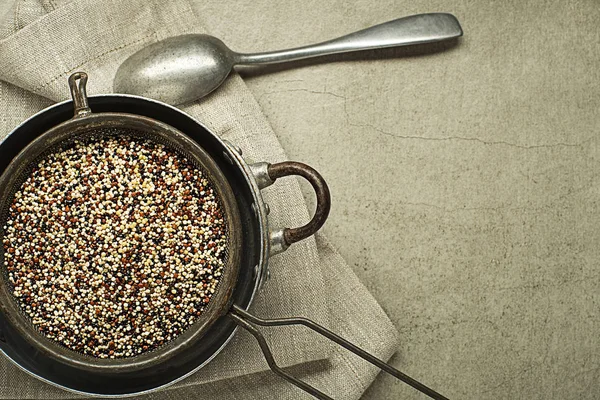 Semi di quinoa per un pasto sano — Foto Stock