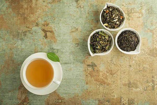 Xícara de chá com sabor fresco — Fotografia de Stock