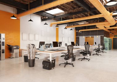 Ofis: Masa sandalyeleri bilgisayarlar. Tavan kirişli turuncu kanallar, beton zemin. Kahve yazıcılı tuğla duvar