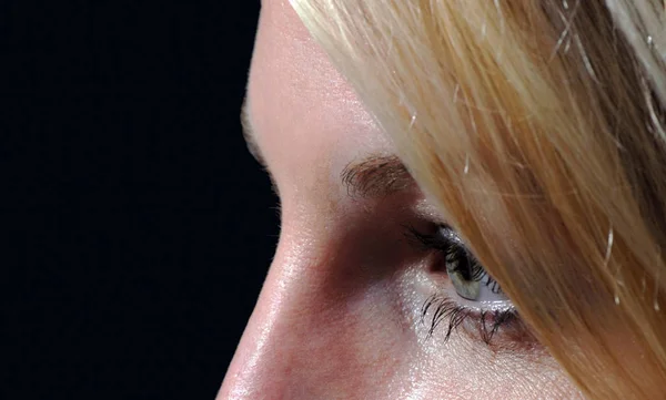 女性の目のクローズ アップ — ストック写真