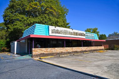 Salgın Kapanması sırasında Finansal olarak Başarısız Olan ve Artık Kalıcı Kapalı Olan Boş Küçük Kırsal İş.