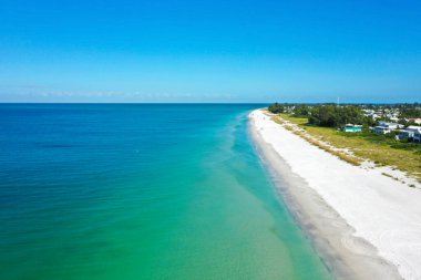 Anna Maria Adası, Florida 'daki Güzel Beyaz Kum Kumsalı' nın Hava Manzarası