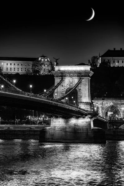 Budapest Chain Bridge Nigh Black White — Stock Photo, Image