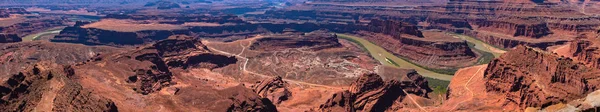 Visa Röda Klippor Och Coloradofloden Från Deadhorse Point State Park — Stockfoto