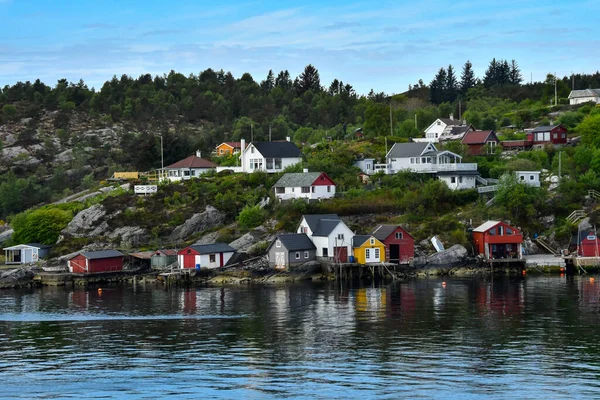 Bergen Norveç Renkli Evlere Kayıkhanelere Doğru Yol Alıyoruz — Stok fotoğraf