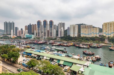 Hong Kong (Aberdeen tayfun barınak) Aberdeen limanının havadan görünümü