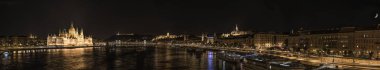 Budapeşte büyük panoramik gece (Parlamentosu tarafından)