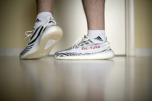 Adidas Yeezy — Stok fotoğraf