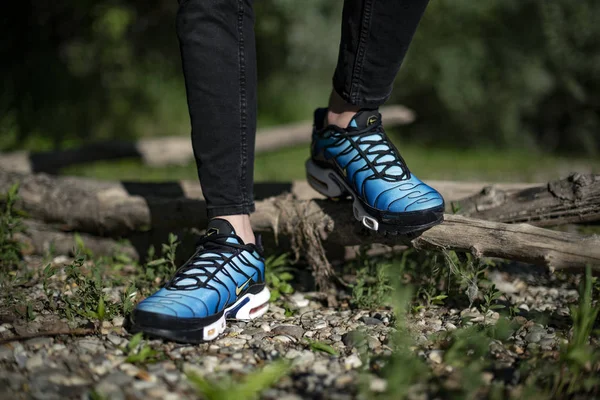 Pavia Italy May 2019 Young Man Wearing Nike Air Max — Stock Photo, Image