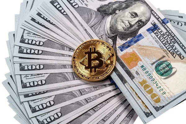 Gold Bitcoin Auf Einem Haufen Dollar Auf Weißem Hintergrund — Stockfoto