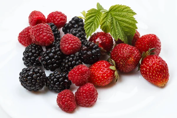 Three Kinds Fresh Berries White Plate — Stock Photo, Image