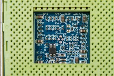 Anakarttaki işlemci için soket