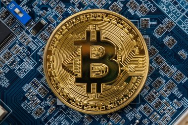 Anakartta Altın Bitcoin